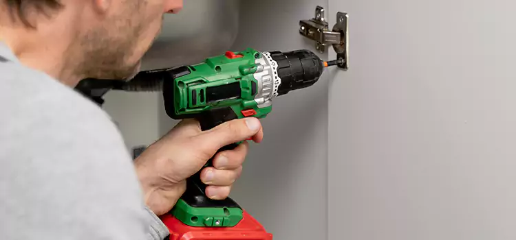 Commercial Door Hinge Repair Middleton