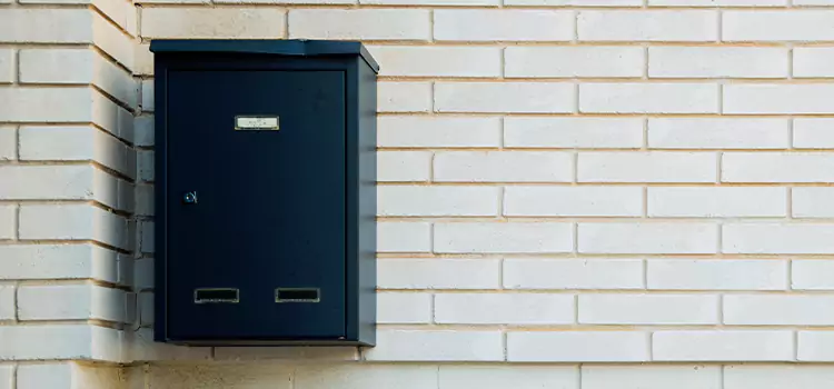 Mailbox Lock Repair Middleton