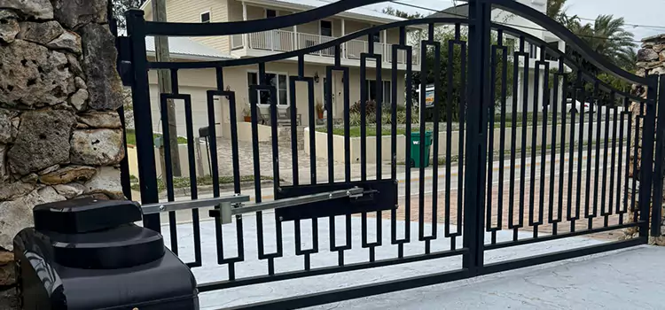 Swing Gate Opener with Keypad Middleton