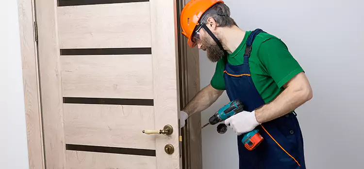 Replace Internal Door Handle with Lock Middleton